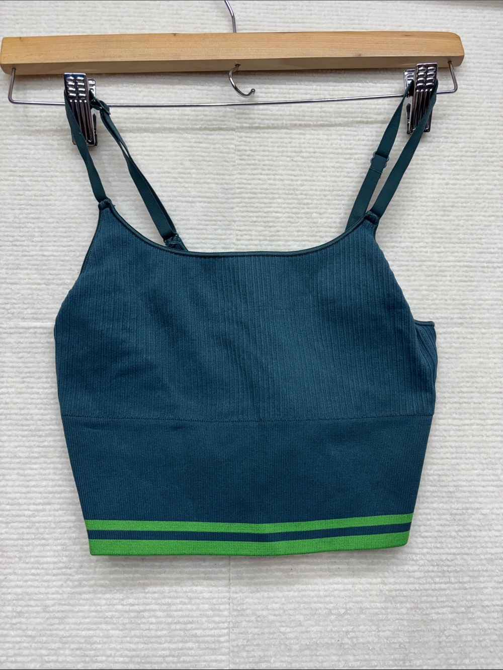 Pink | Victoria’s Secret Women's Teal Ribbed bra with Green medium